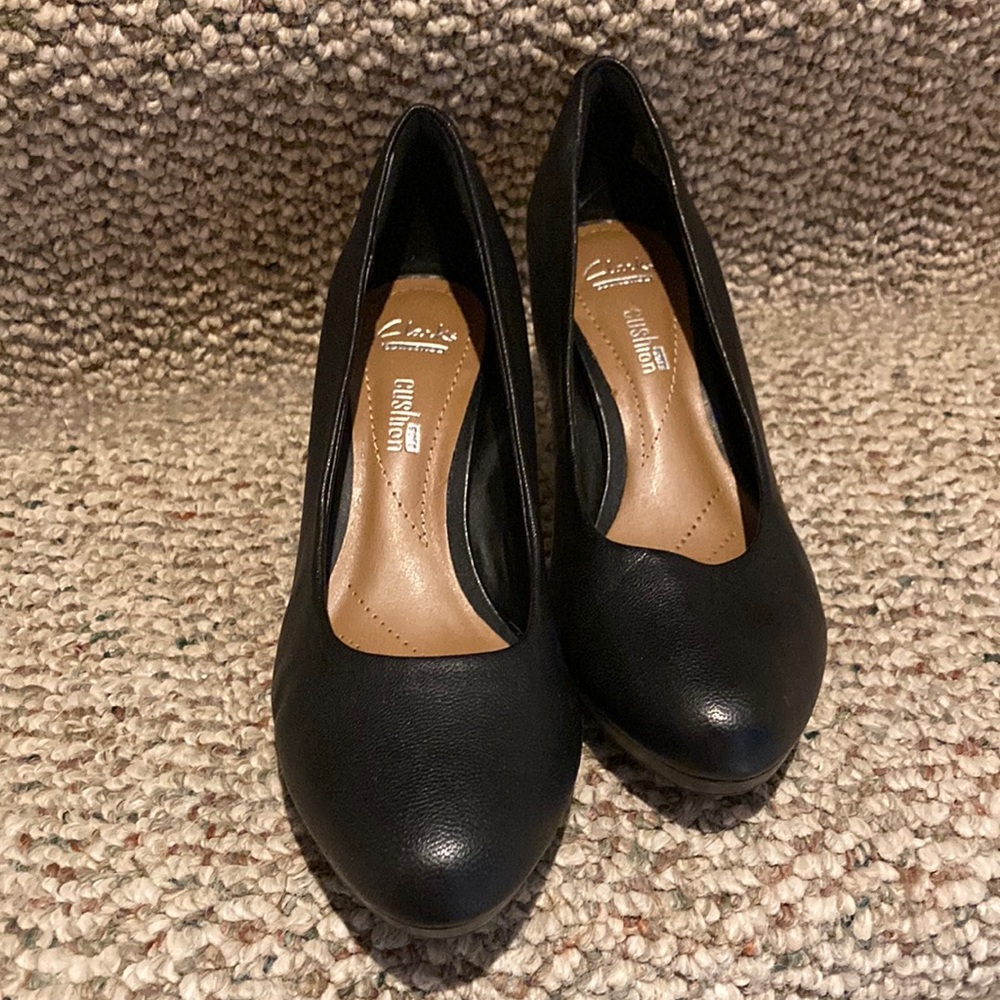 Clarks black high heel
